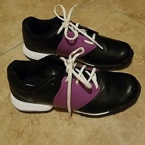 NIKE LUNARLON GOLF CLEATS, SIZE 5.5 !!!!